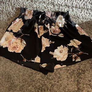 Floral SHEIN shorts. Elastic waistband